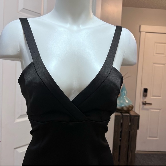 Le Chateau Black Satin Mermaid Gown Size Medium Party Dress Black Tie Wedding - Picture 2 of 6